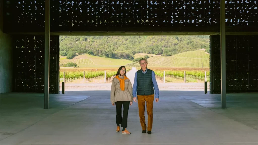 dominus priobrel vinogradnik yountville ranch v nape