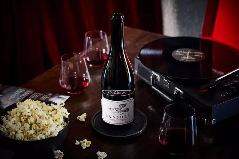 avril lavin zapuskaet vinnuiu marku complicated