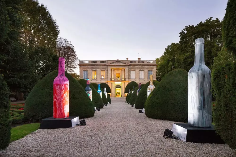 bernar magre predstavil tsifrovogo somele na osnove ii