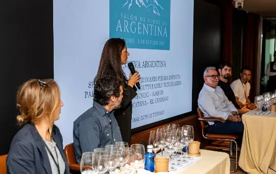 uspekh pervogo argentinskogo vinnogo shou v madride