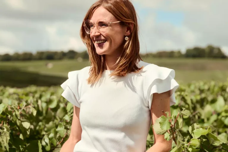 aleksandra doion predstavila organicheskoe shampanskoe dlia utra