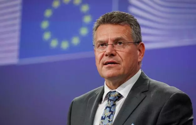 es trebuet sniatiia poshlin ssha na vino i spirtnoe zaiavliaet shefchovich