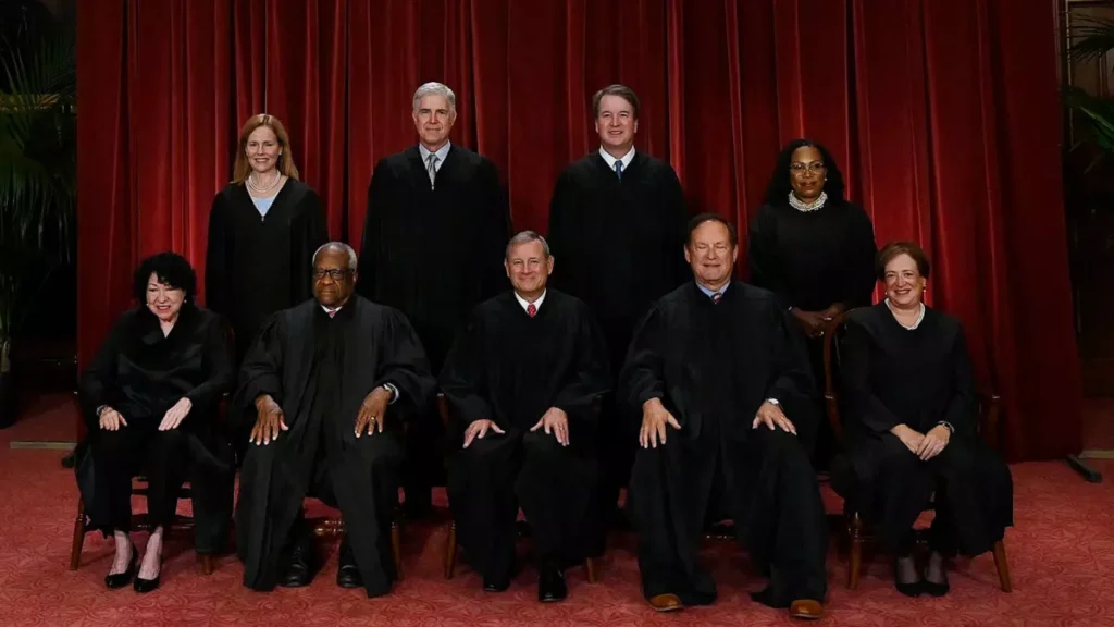 importer vina srazhaetsia s poshlinami trampa v verkhovnom sude