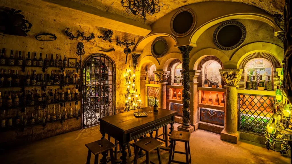 legendarnyi parizhskii restoran lia tur darzhan otkryl obnovlennye vinnye pogreba