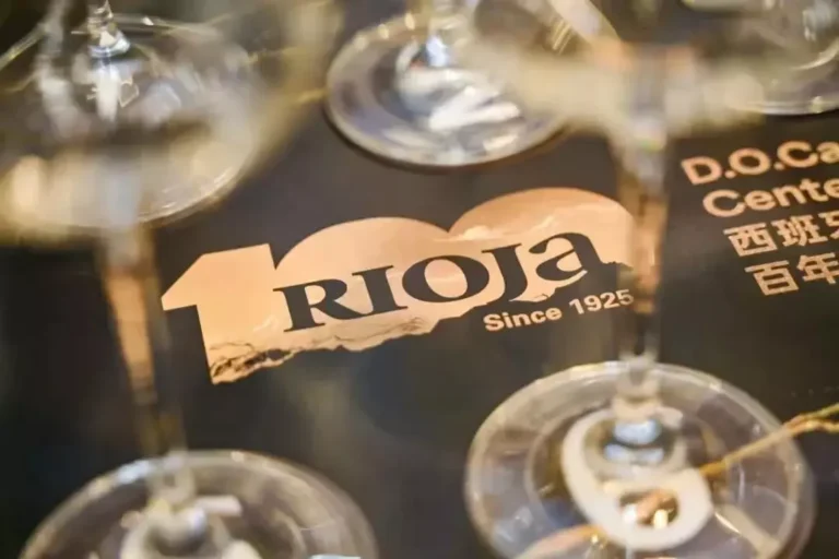 riokha snova vozglavliaet ispaniiu po reitingu dzheimsa saklinga