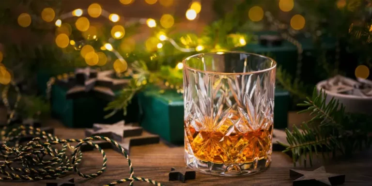 startovali prodazhi alkogolnogo kalendaria adventa ot la revue du vin de france