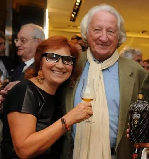 sviaz karikaturista dzhordzho forattini s mirom vina