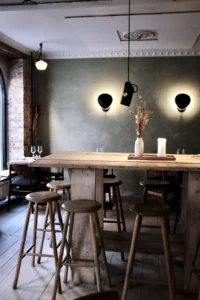 luchshie vinnye bary danii po versii falstaff