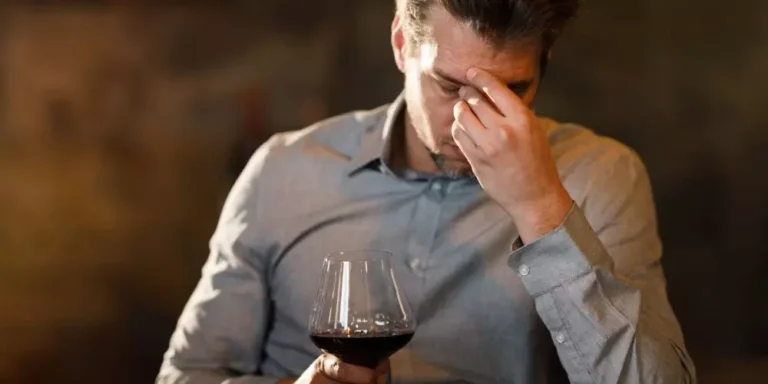 piat sovetov kak perezhit pokhmele dal frantsuzskii vinnyi sait