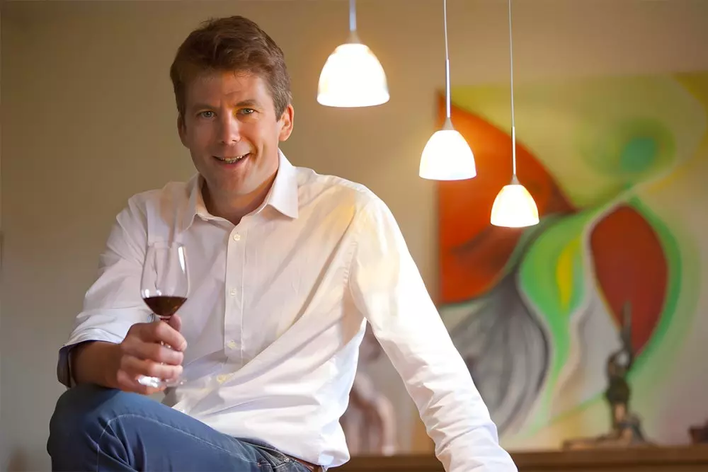 burgundskie vinodely osvaivaiut vinogradniki iura