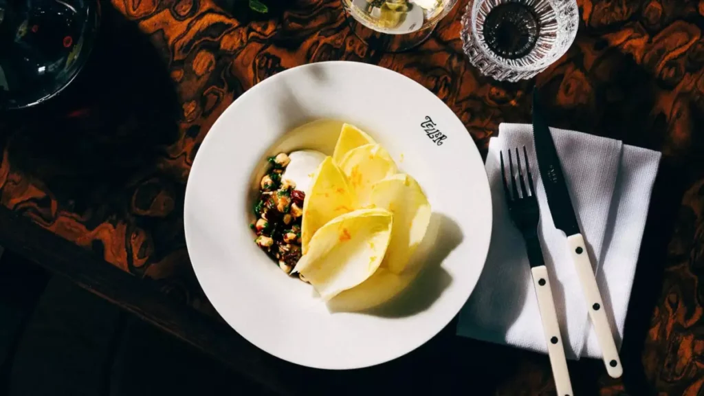 restoran teller v khelsinki otkryl vinnyi bar